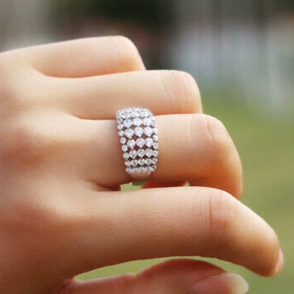 NEW Stamped 925 Silver Gorgeous Ring - Picture 5 of 9